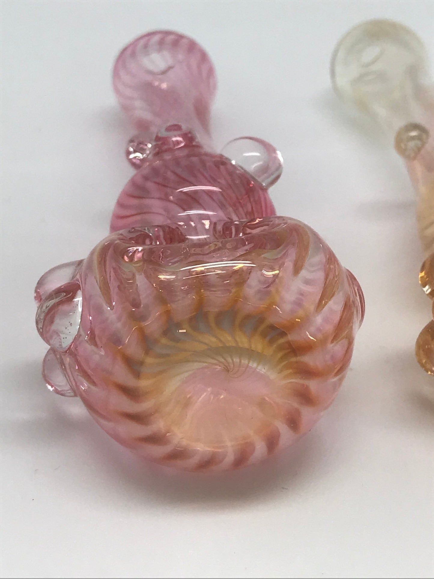 Dot Mark Glass Gold Fume Lined Starburst Cap Pipe